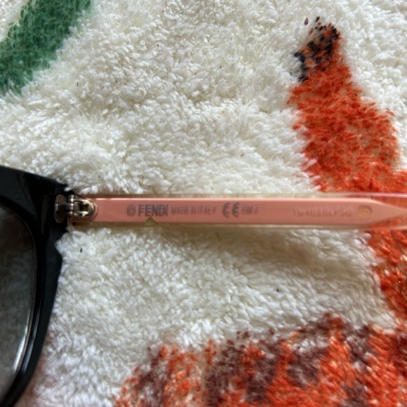 NWOT Fendi Sunglasses - Picture 6 of 9